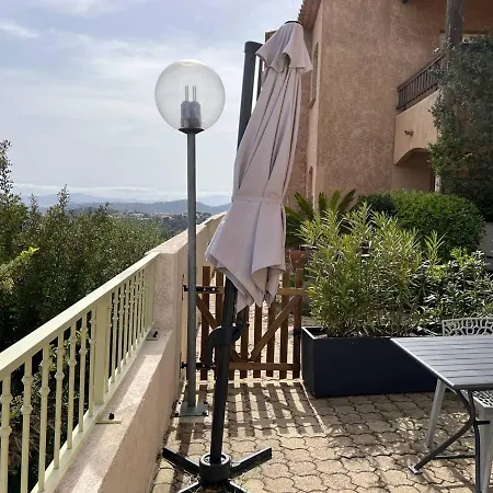 T2 Super Equipe Avec Terrasse, Piscine Et Climatisation - Fr-1-768-46 Les Issambres